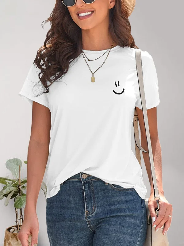 Shorts & Skirts cozy fit-Smile Graphic Round Neck Short Sleeve T-Shirt