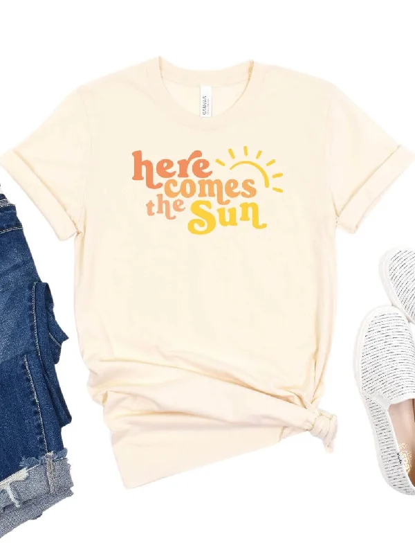 Shorts & Skirts affordable trends-Here Comes the Sun Women's Jersey Short Sleeve Graphic Tee