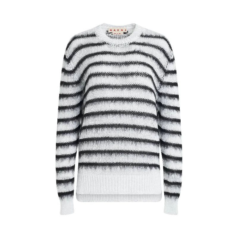 Stripe Knitted Sweater in White/Black