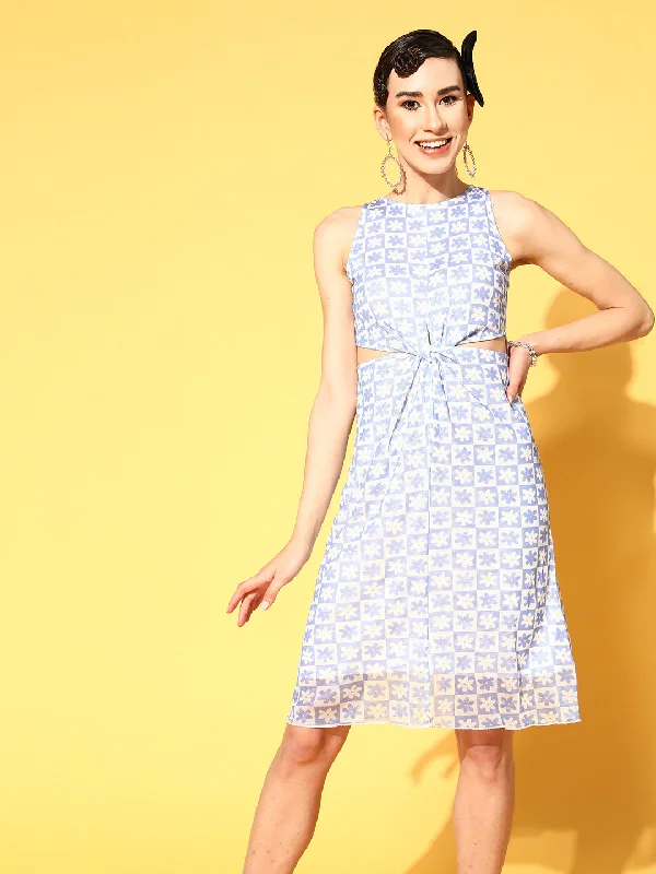 Dresses for retro treasure-Women Blue & White Floral Front Twisted Dress