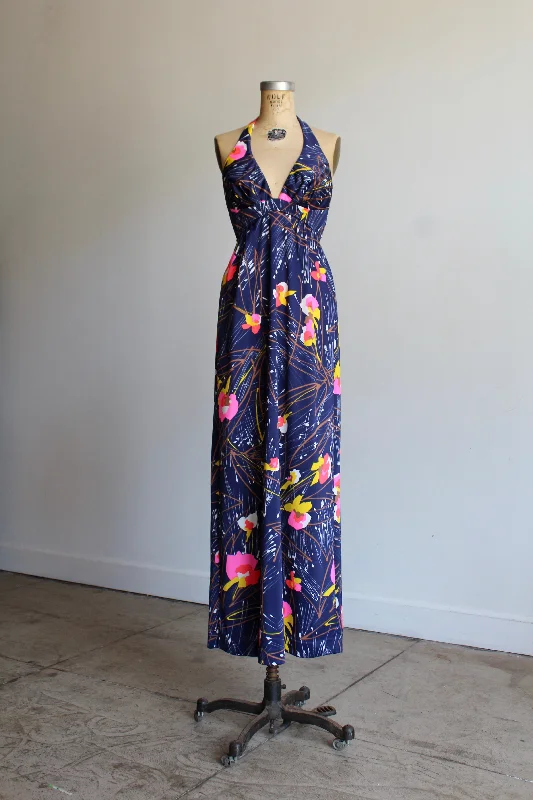 Dresses for tall women-1970s Jantzen Bright Floral Halter Dress