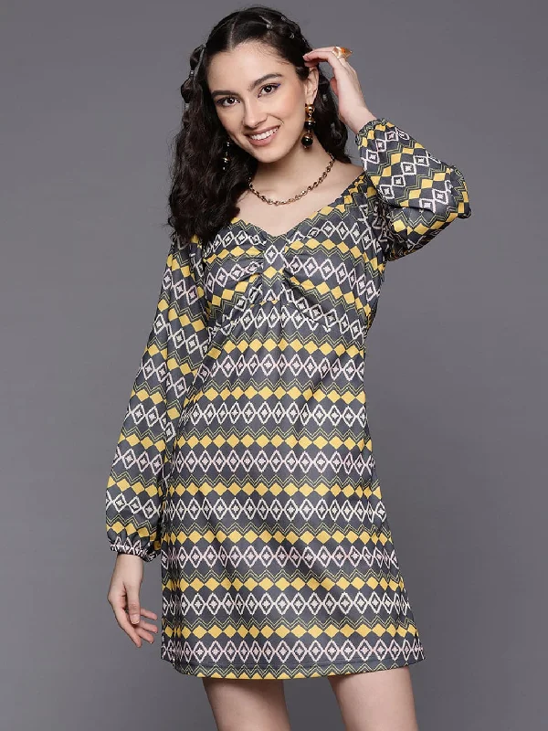 Dresses for music festival-Women Yellow Geometric Front Bow Dress